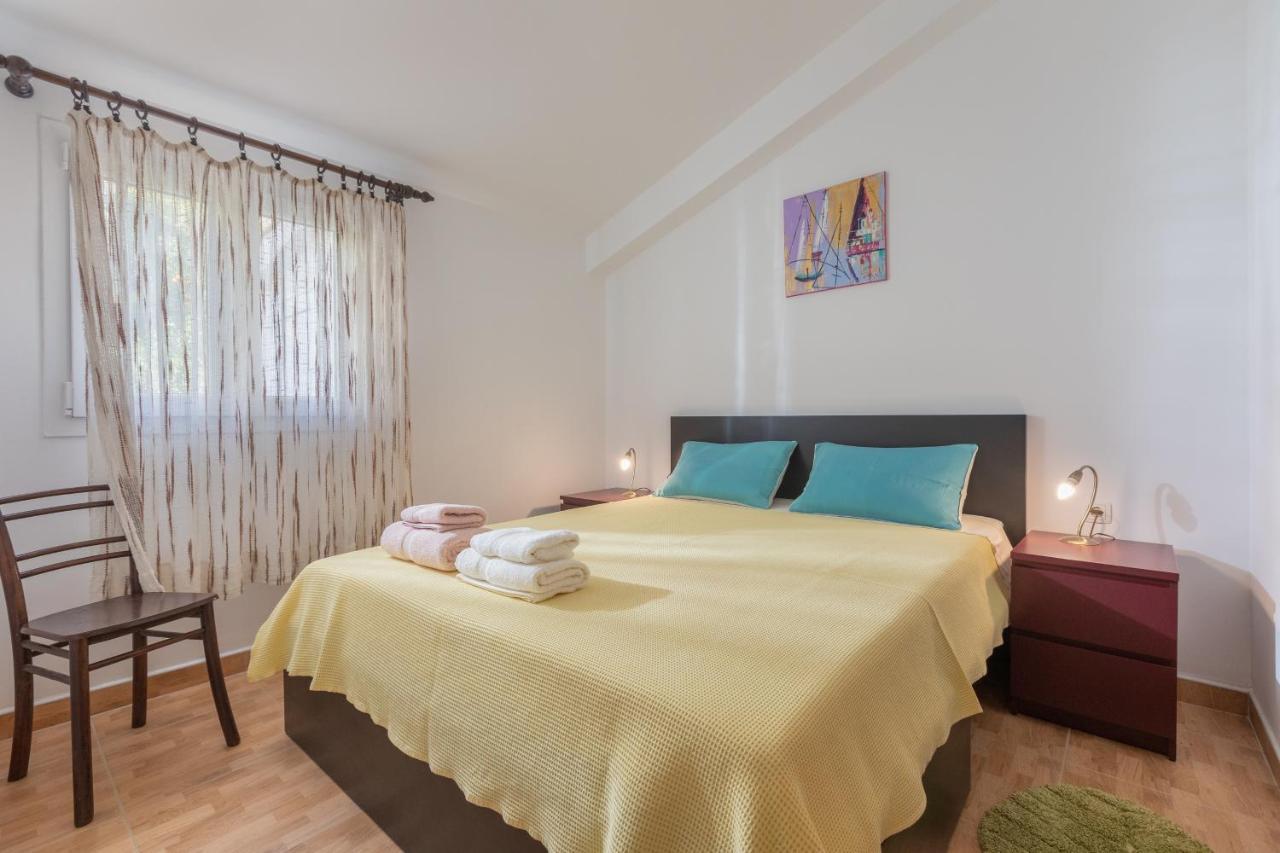 Apartments By The Sea Podgora, Makarska - 11469 Экстерьер фото