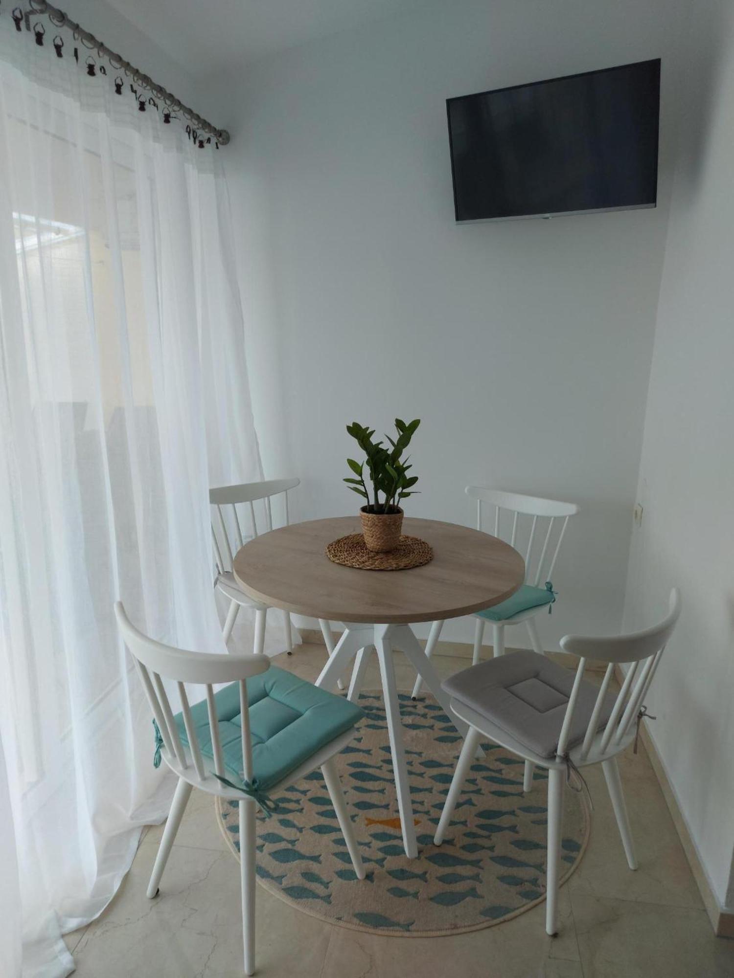 Apartments By The Sea Podgora, Makarska - 11469 Экстерьер фото